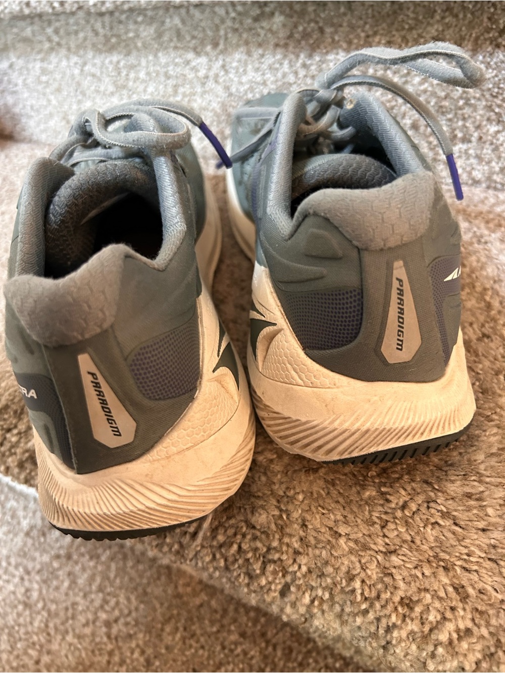 Altra Women’s Paradigm 6 in Grey and Purple. SZ 10. Running. Jogging. Comfort - Picture 3 of 8